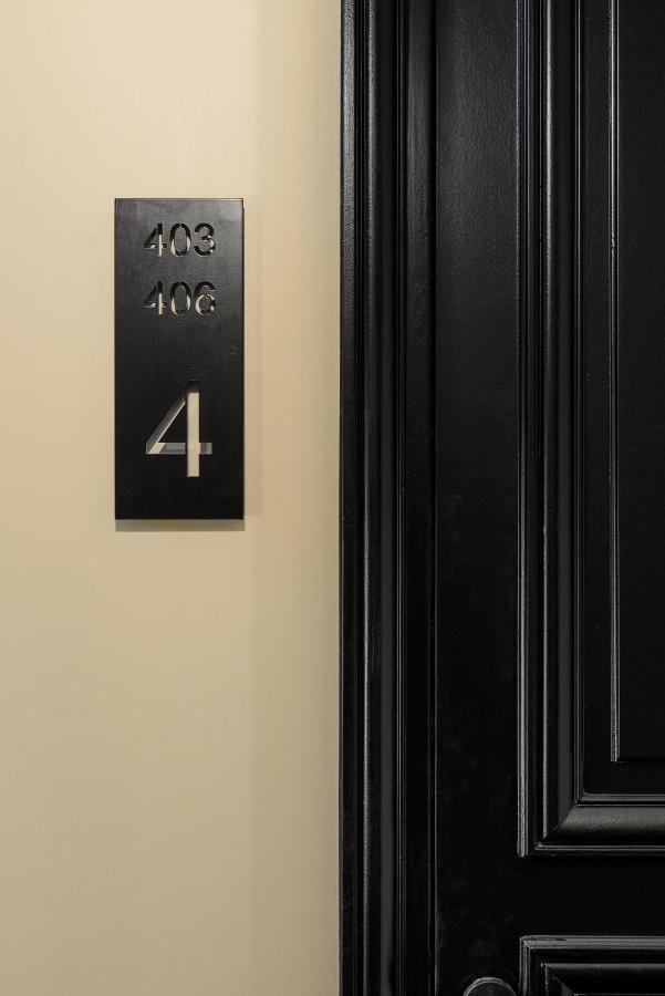 Black Door Paris Eksteriør billede